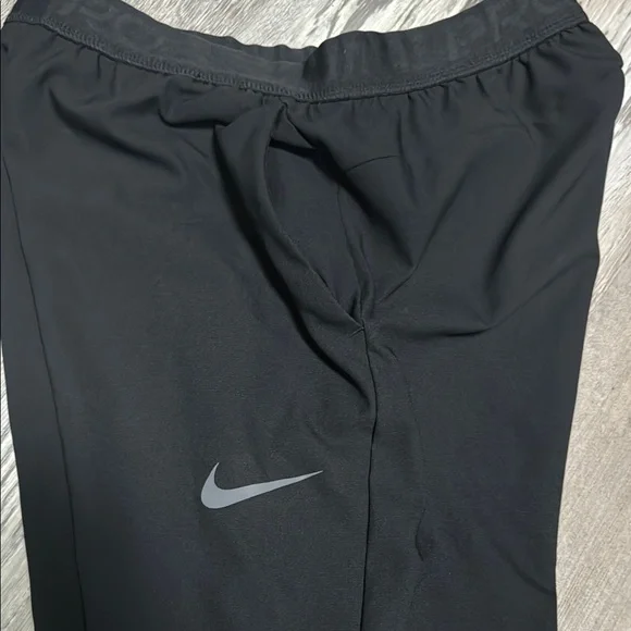NIKE PRO DRI-FIT Black Running/Track Pants Size M - Picture 5 of 8